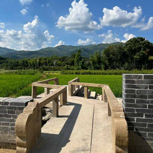 遂宁花岗岩仿古石材景区使用案例