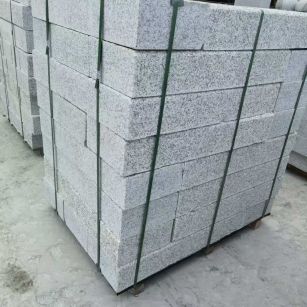 遂宁 芙蓉白火烧两面路沿石