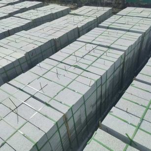 遂宁 芝麻白1.8公分火烧300*600地铺，清仓大甩卖