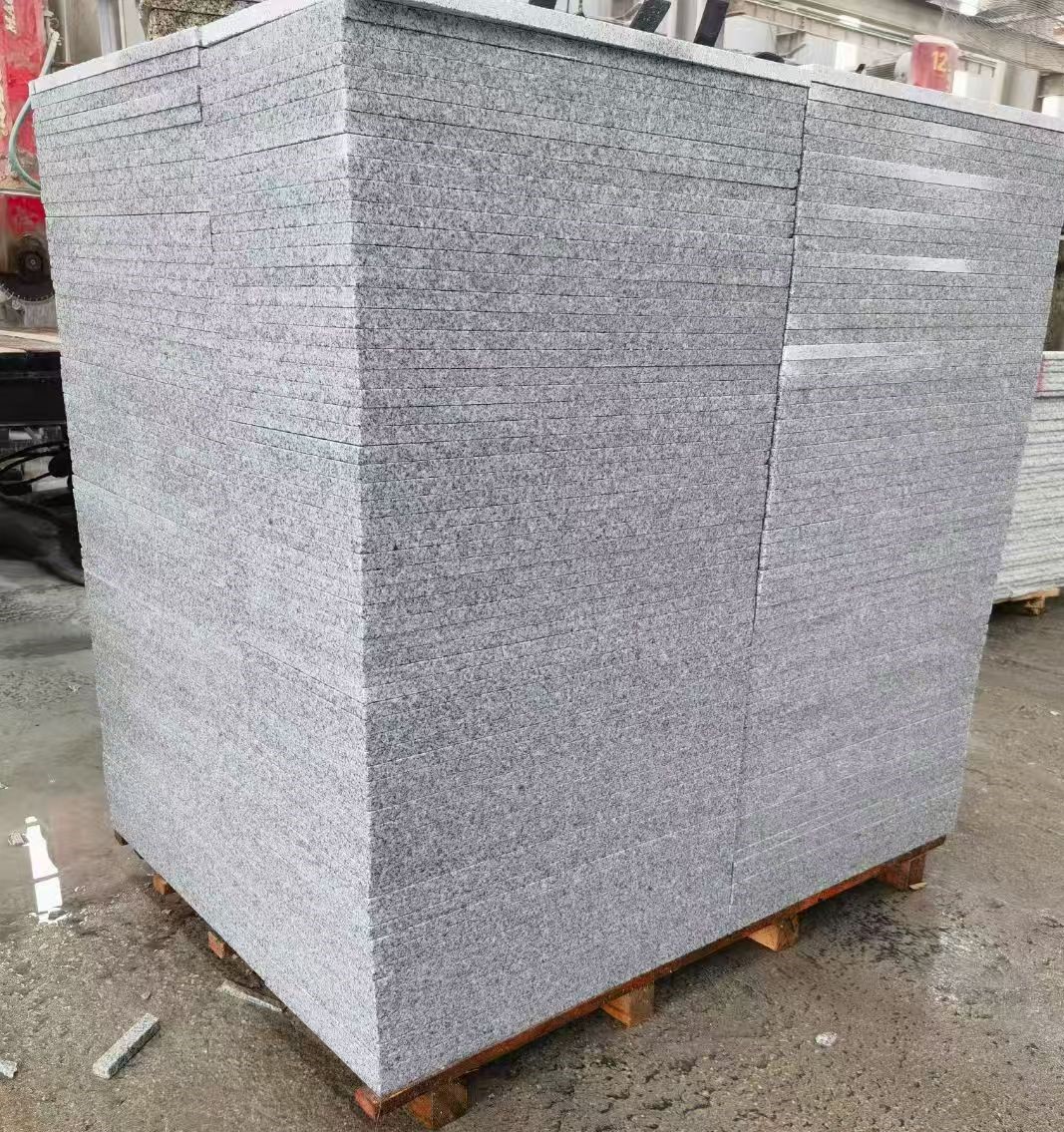 遂宁 火烧面地铺石，街道广场园林市政工程板，1.8~5.0厚均有现货