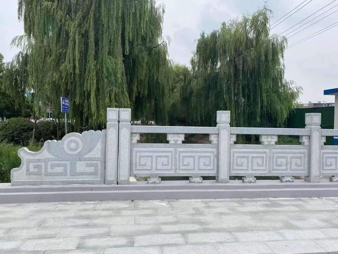 遂宁 芝麻灰桥栏杆、河道栏杆安装效果