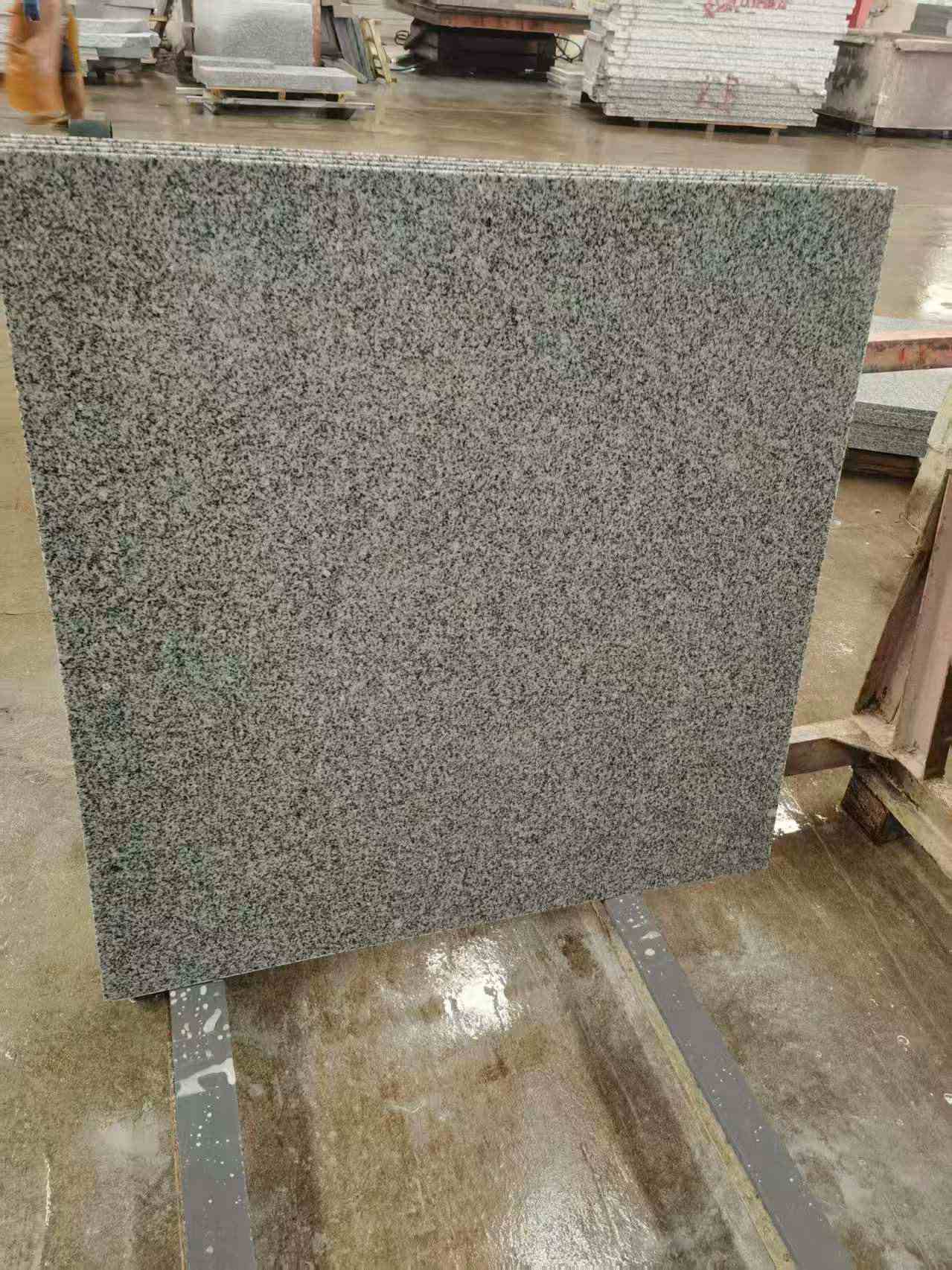 遂宁 芝麻白光面900*900，高地铁标准